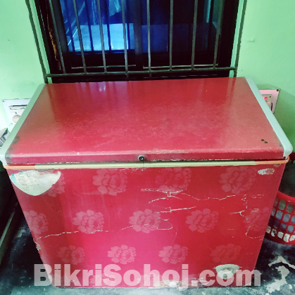 ডিপ ফ্রিজ